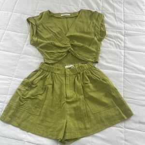 Green olive set